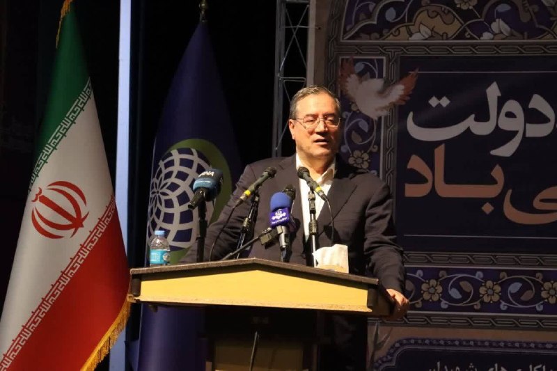 اروم نیوز: امسال ۵۲ درصد تجارت مرزی کشور در آذربایجانغربی انجام شد🔹استاندار آذربایجانغربی گفت: امسال ۵۲ درصد تجارت مرزی کشور در ا