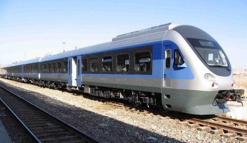 سراب قروه: ❗️🚝 پیش فروش بلیت‌ قطارهای مسافری شهریور از دوشنبه🔸پیش فروش بلیت‌ قطارهای مسافری برای بازه زمانی یکم تا ۳۱ شهریورماه ( م