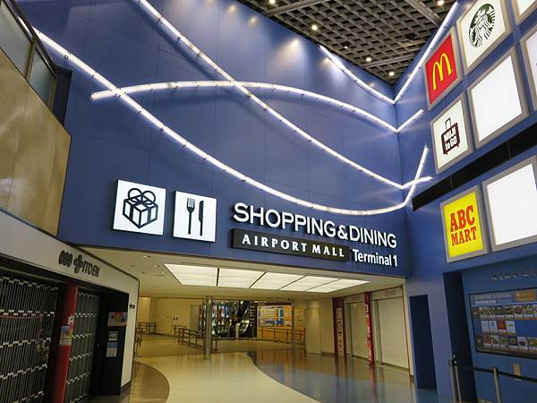 從日本飛往韓國，第一次自助遊首爾就上手