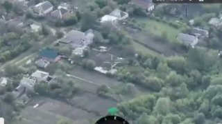 🇷🇺🇺🇦️ - מפעילי רחפנים מקבוצת הכוחות "הצפון" תקפו עמדת צבא אוקראינה במחוז חרקוב.