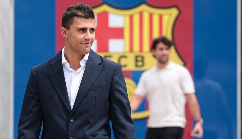 ⚽️Dashagh News⚽️: 🇪🇸✍️ قرارداد ۴ ساله رودری با بارسلونا تا ۲۰۳۰ امضا شد @Dashaghnews