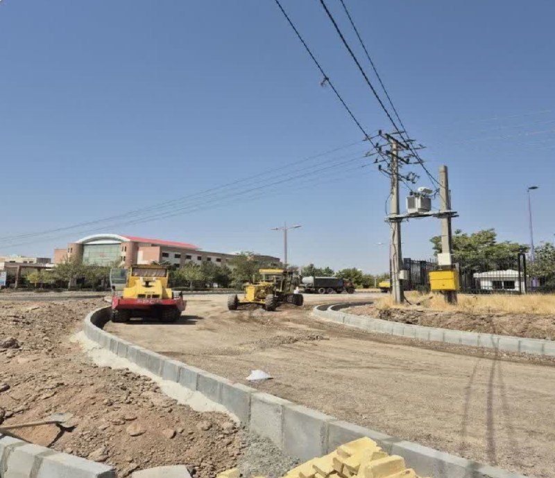 ▪️ کانال قزوینی ها ▪️: تدوام عملیات اجرایی اتصال دانشگاه آزاد به میدان شهیدان رضایی (اسماعیل‌آباد) 🔹انتظاری معاون فنی و عمرانی شهرداری قزوین از