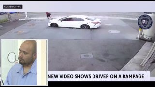 🇺🇸 There was a disturbing incident in #LosAngeles in which a Mexican woman was attacked by another woman who had a dispute with her over operating an illegal food stand. So far, no arrests have been reported.According to the woman’s son, the attacker threatened her, told her to go back to Mexico, and then began punching the woman. There's a Go Fund me trying to reach $120,000 her family set up. The outpouring of support raising nearly $100,000. Suspicious?Follow us -> LiveLeak
