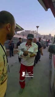 וידאו | הרגעים הראשונים לאחר שכטב"מ ישראלי פגע בנקודת טעינת טלפון באזור "המשחטה הטורקית" ממערב לחאן יונס, ד…