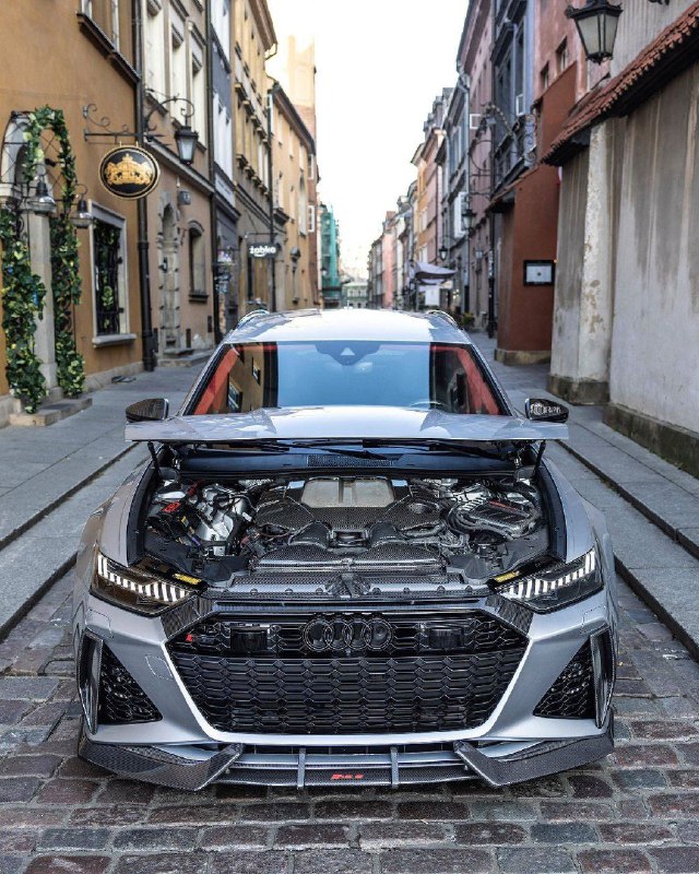 2023 Audi RS6 Avant (C8) Stage 4 Двигатель: V8 4.0 Twin Turbo Mild HybridМощност