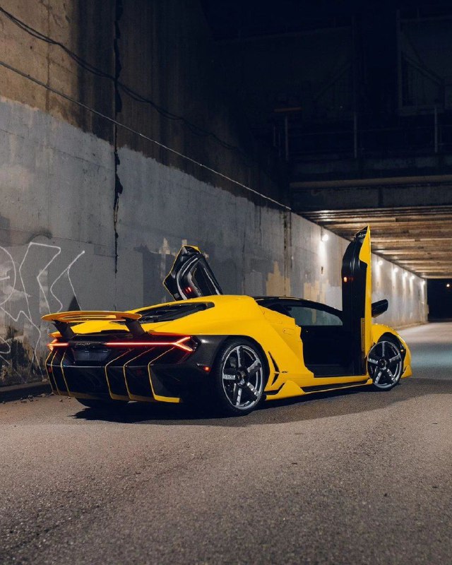 Lamborghini Centenario 2