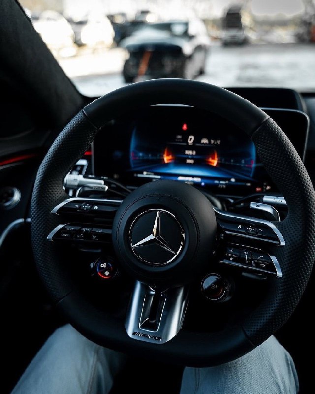 Mercedes-AMG S 63 E Performance 8