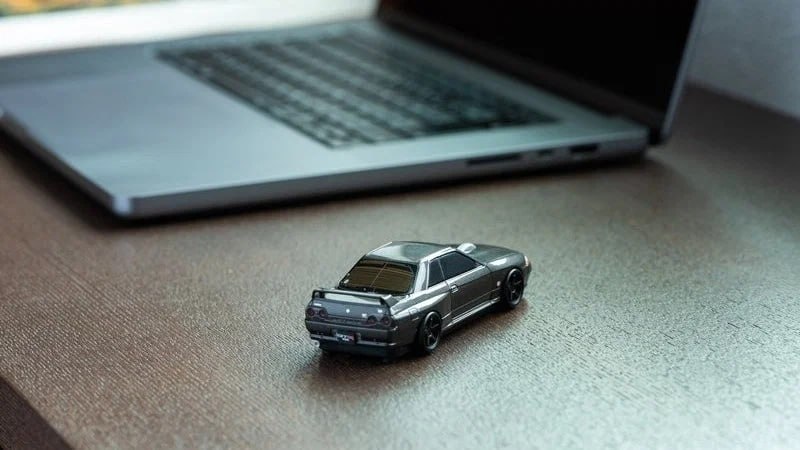 Японцы выпустили компьютерную мышку в виде легендарного Nissan Skyline GT-R R32. 2