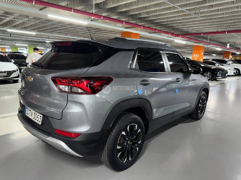 Chevrolet Trailblazer 2023 фото 3