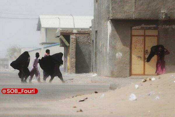 سیستان و بلوچستان فوری: تداوم وزش باد شدید و طوفان در شمال سیستان و بلوچستان🔹مدیرکل هواشناسی سیستان و بلوچستان از ادامه وزش باد شدید و طوفان در