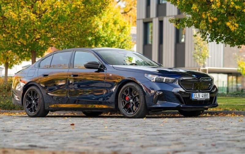 🏎💥 Два миллиона и считаем: Группа BMW достигла крупного рубежа продаж электром