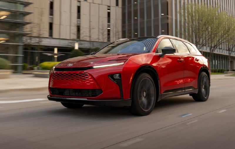 Toyota обновила кроссовер Crown Signia 4
