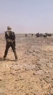 ️🇲🇱🏳️🏴 לוחמים מקבוצת ההגנה העצמית של אימגהד טוארג ובעלות הברית (GATIA) הפרו-ממשלתית מעורבים בעימותים עם…