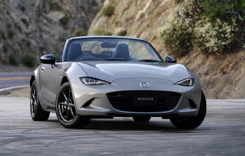 Mazda обновила родстер MX-5 — новая оптика и медиасистема