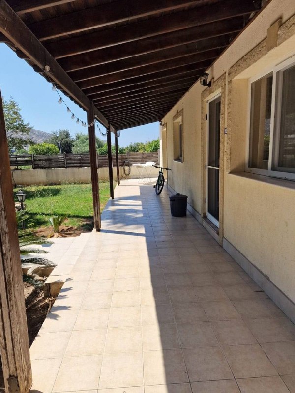 2-bed apartment with separate office in Moni, Limassol photo 1