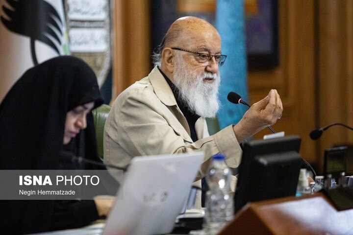 پیام‌ ما آنلاین: 🔻پیشنهاد نامگذاری فرودگاه مهرآباد به نام رهبرشهیدرئیس شورای شهر تهران:️برای رهبر شهید انقلاب پیشنهاد دادیم یکی فرودگاه م