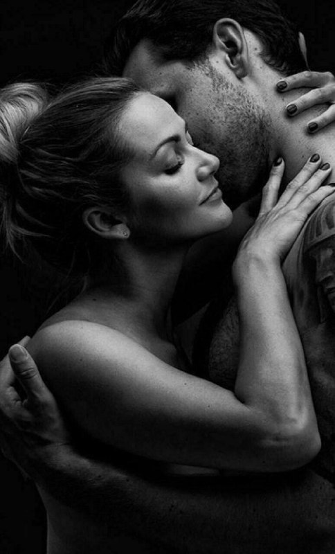 💕عشق زیبا💕: تـو...همان تـرانہ اۍ هستۍڪہ هر شب نہ از روۍ عادت ...ڪہ عاشقانه زمزمہات میڪنم#شیوامیثاقۍ