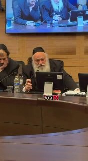 דפנה ליאל