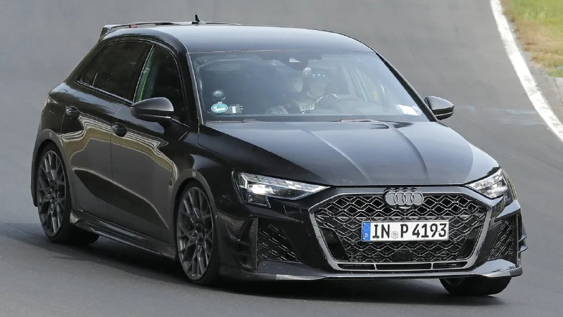 Audi готовит прощальную версию RS 3 с «турбопятёркой» 3