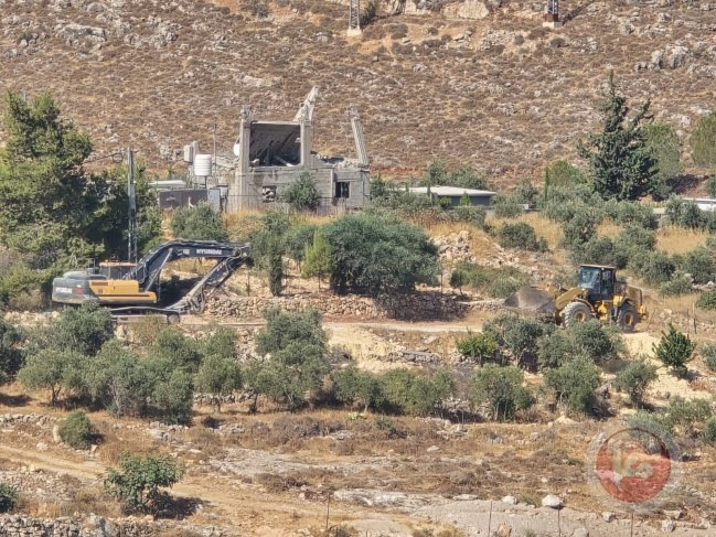 الاحتلال يهدم منزلين في نحالين غرب بيت لحم