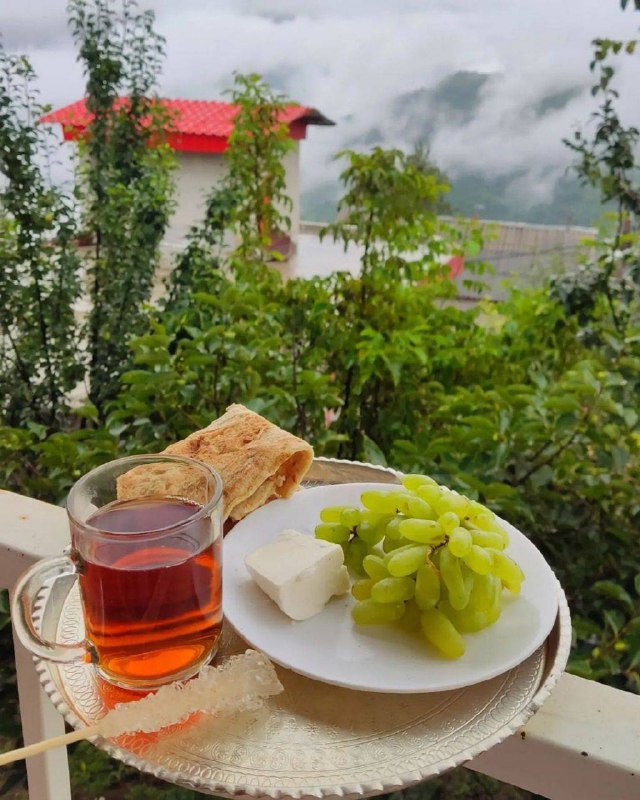 کانال گلستان شعر📕وآهنگ🎧: دلتون گرم ازآفتاب امیددهنتون پرواز افکارنابقلبتون مملوازمهربانیدستتون سرشارازبخشندگیسلام صبحتون بخیر🌸🍃