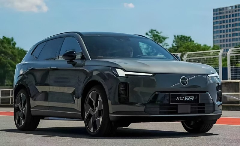 В Китае начались продажи Volvo XC70 нового поколен...