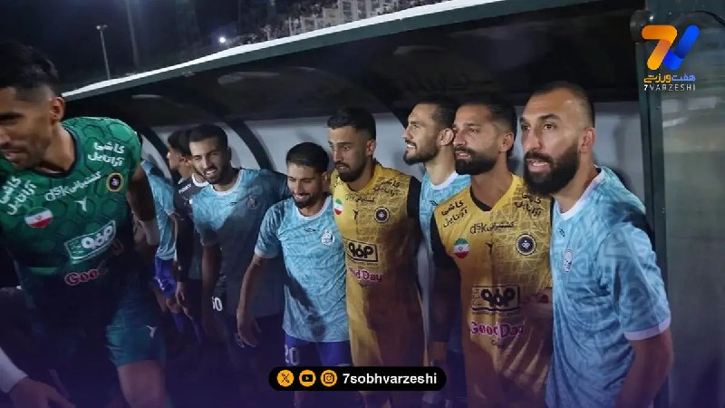 کانال هواداران استقلال: 🚨ماجرای قهر سیدحسین و روزبه؛ پای رامین در میان است!طبق گزارش هفت ورزشی، حسینی معتقد است چشمی و رامین رضاییان در جدایی او