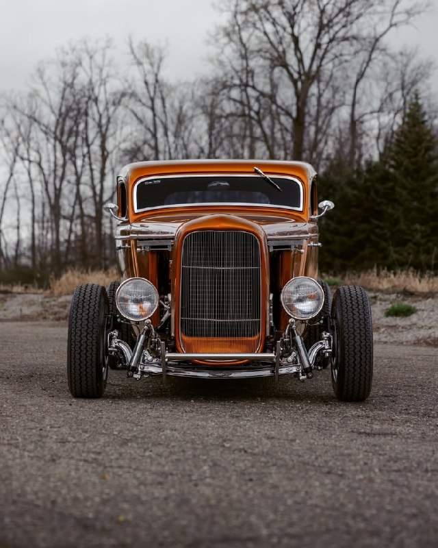 1933 Ford 3-Window Coupe Street Rod 3