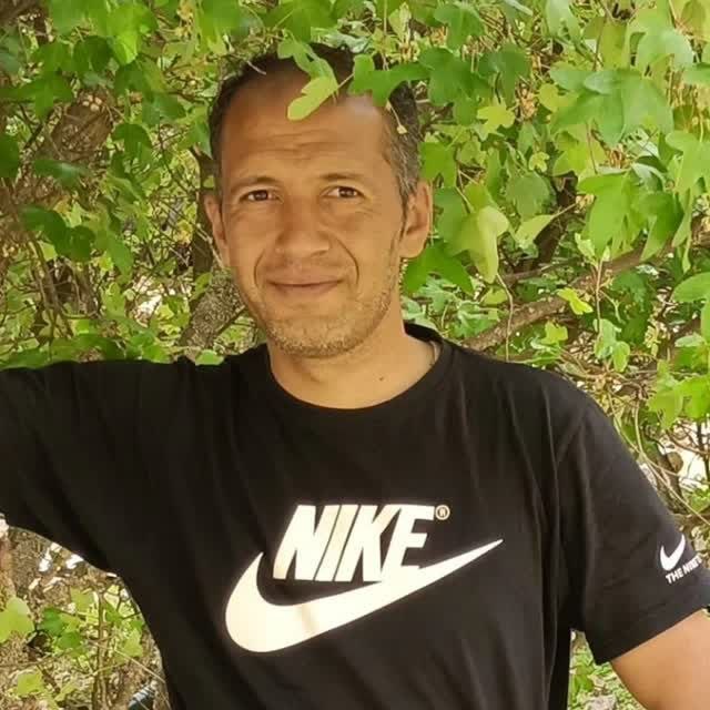 درگز آنلاین: بانهایت تاسف و تاثر درگذشت ناگهانی فرزند عزیزمان علیرضا واحدزاده را به اطلاع دوستان آشنایان میرسانیم مراسم خاکسپاری فردا