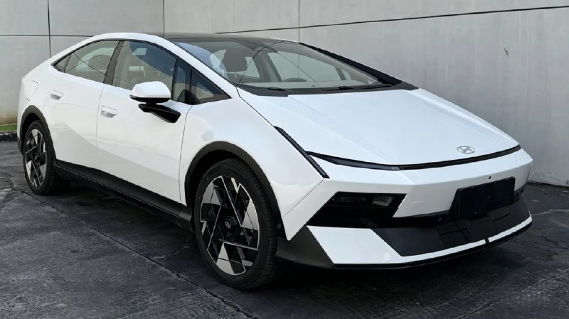 Hyundai раскрыл характеристики нового Ioniq V