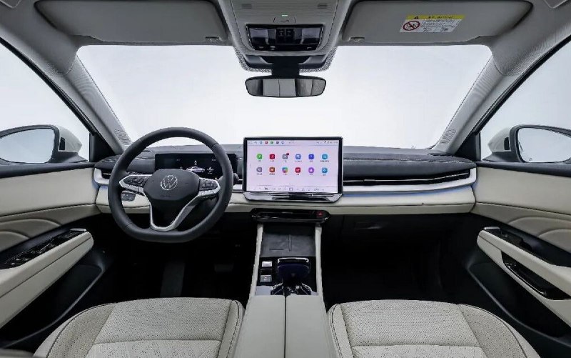 В Китае представлен новый Volkswagen Sagitar L 4