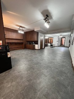 Продаётся офис в Parisien Golden House, евро ремонт, 103 м², цоколь