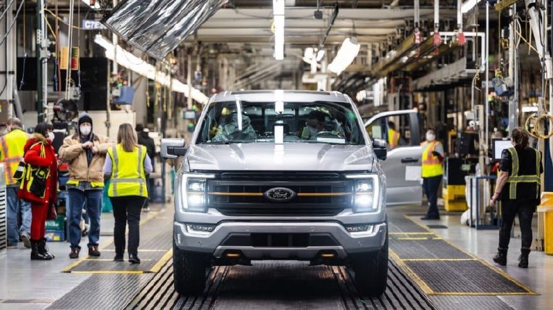 Компания Ford продала 33 млн автомобилей F-Series 3