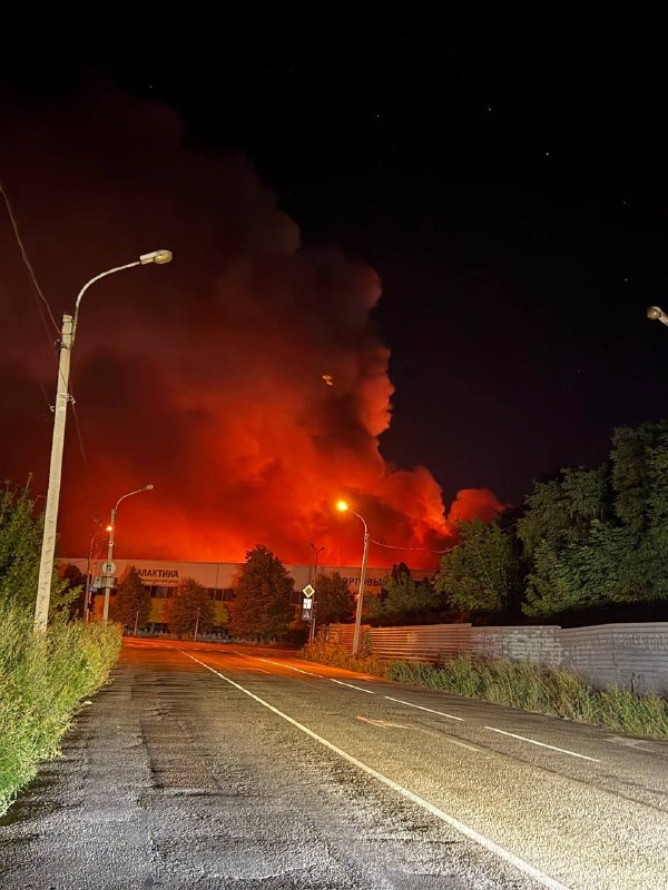 The 15/08/26 SitRep on Ukraine is ready: https://threadreaderapp.com/thread/2088889720382062696.htmlNearly 700,000 people rely on our Ukraine war reporting across platforms, reaching over 800 million impressions per year. This reporting has no sponsors, no corporate backing, and no political funding. It exists because readers chose to support it.For nearly four years, we’ve delivered real-time, verified updates, tracked developments, and cut through misinformation. Reader support directly funds verification tools, source networks, and the expansion of our team to increase speed, accuracy, coverage and quality of content.Reach alone does not sustain independent reporting. It survives because individuals decide it is worth supporting.If our work has helped you stay informed, consider contributing. Even small monthly support makes a meaningful difference and helps secure this work long-term.Patreon (monthly): https://patreon.com/NOELREPORTSOne-time support: https://buymeacoffee.com/noelreportsThank you for helping keep independent Ukraine war reporting alive.Greetings,NOEL & Team