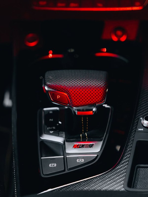 Audi RS4 4