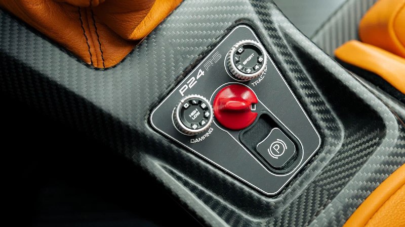 Donkervoort представила P24 RS — свой самый экстремальный спорткар с тарга-кузовом из алюминия и кар 6