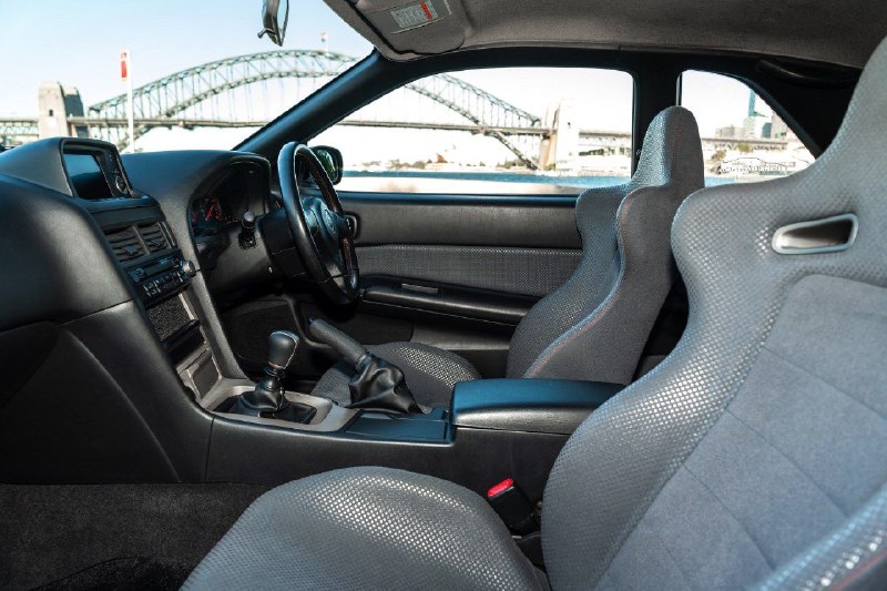 2000 Nissan Skyline GT-R V-Spec N1 7