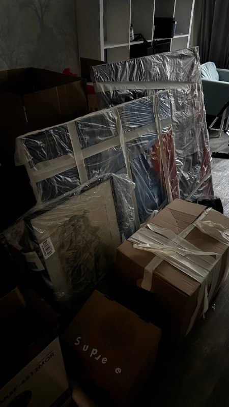 А в голове играет:«Мы разбегаемся, по-деламЗемля разбивается пополам…»А в голове играет:«Мы разбегаемся, по-деламЗемля разбивается пополам…»