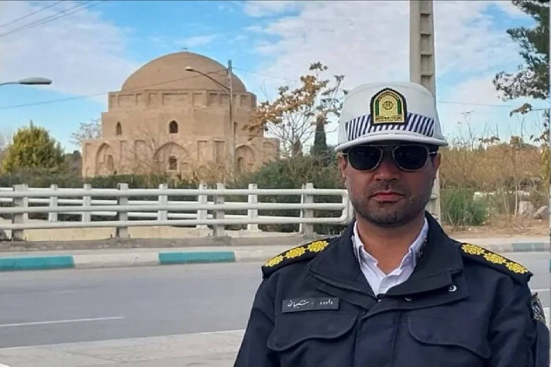 خسروشاه نیوز: آغاز برخورد با اشغال معابر توسط نمایشگاهداران و مغازهداران🔹سرهنگ «داوود شکیبایی» رئیس پلیس ترافیک شهری راهور فراجا: در