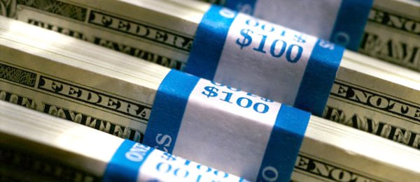BANKER | بنکر: ۵۰۰۰ دلار؛ عددی که حالا روی میز بازار طلاستطلا از ۴۵۰۰ دلار عبور کرد و به بالاترین سطح دو ماه اخیر رسید؛ بنک آو آمریکا ح