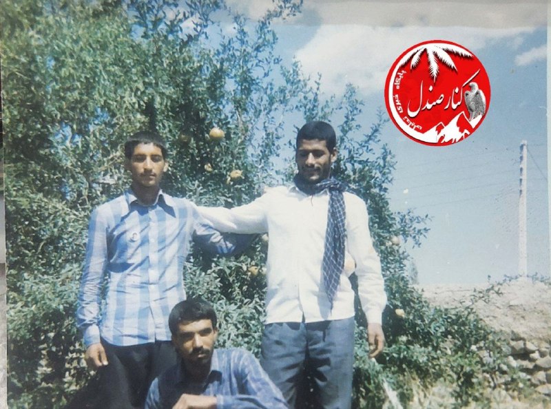 کانال خبری کنارصندل: 📸 لحظه بازگشت آزادگان قهرمان اسفندقه از اسارت🪑 نشسته: اسدالله خلیفه🧍 ایستاده از راست: موسی قزلباش و حسین ابراهیمی📍 حسین