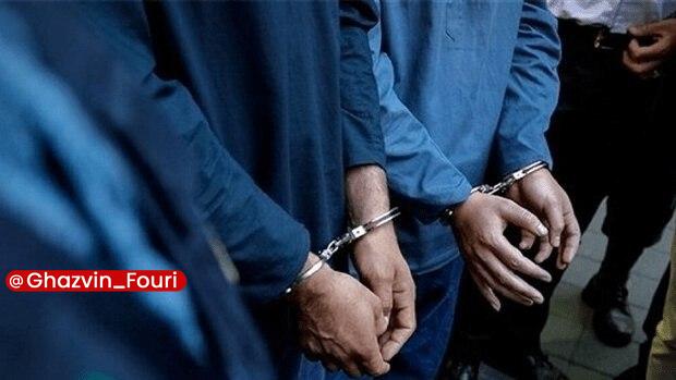 قزوین فوری: انهدام باند سارقان خودرو در شهرستان آبیک🔹فرمانده انتظامی شهرستان آبیک از انهدام باند سارقان خودرو، کشف ۹ کیلوگرم مواد مخ