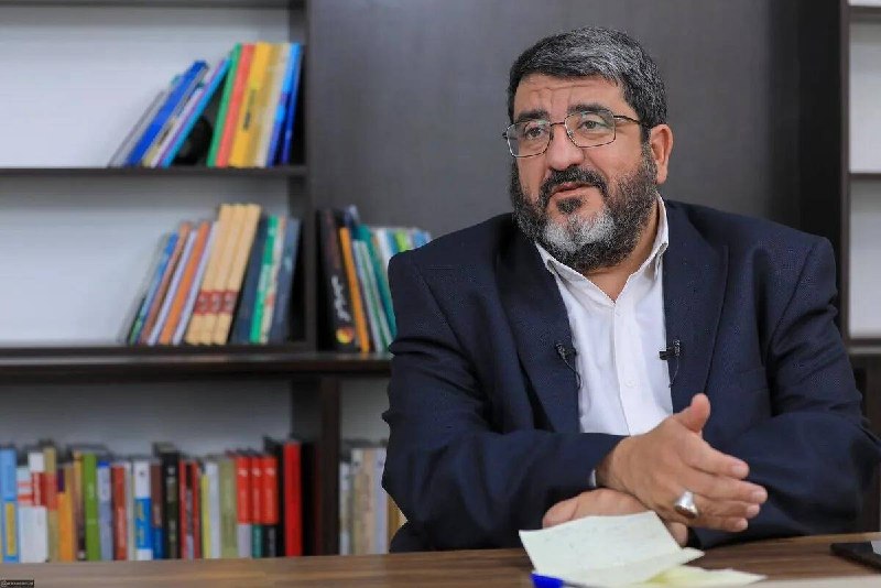 خبرداغ: 🔴فواد ایزدی: اگر ۲۰درصد نفت دنیا را حذف کنیم؛ اقتصاد آمریکا فرومیپاشد!🔸 با این کار نفت ۲۰۰ دلار خواهد شد؛ باید تصمیم بگ