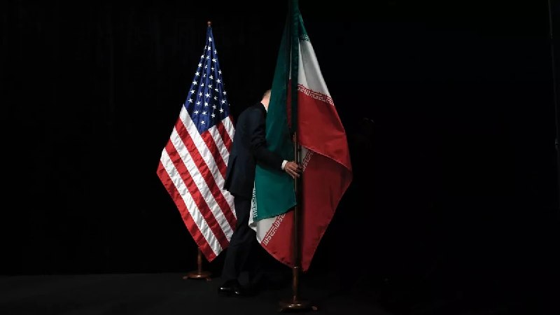 خبرگزاری بین المللی شفقنا: 🔴 ترامپ احتمال ازسرگیری گفتوگوها با ایران را رد نکرد⬅️ رئیسجمهور دونالد ترامپ ساعاتی پس از آنکه به دستیاران ارشد خود د