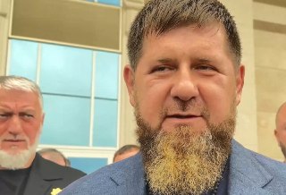 ⚡️ «Честно сказать, не рад»: Рамзан Кадыров заявил единороссам, что пойдет на выборы «вынужденно». Чечню он возглавляет уже 19 летРамзана Кадырова единогласно выдвинули на новый срок на региональном съезде «Единой России». Но сам глава республики заявил, ч