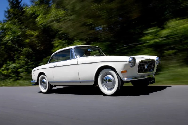 Знаете, что общего у BMW 503 и хорошего адвоката? Оба — редкость, элегантны и тр