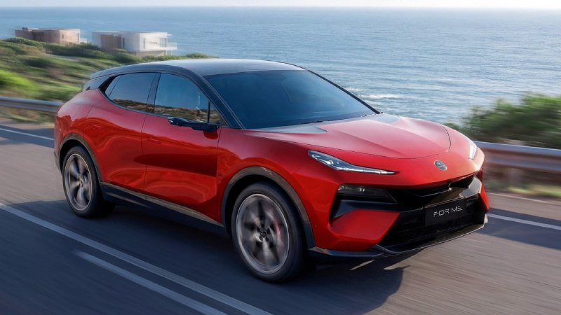 Lotus показал заряженный гибридный кроссовер For Me, который выдаёт 952 силы и разгонятся до 100 км/