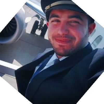 תמונותיו של הטייס העומאני, חמאם אלחמי, טייס פלידובאי, שניסה להפיל אותו, על פי ההאשמות הראשוניות.