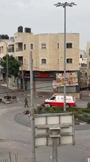 עקבו אחרי סאפא| כוחות ישראלים משבשים את עבודת האמבולנסים בעיר חברון