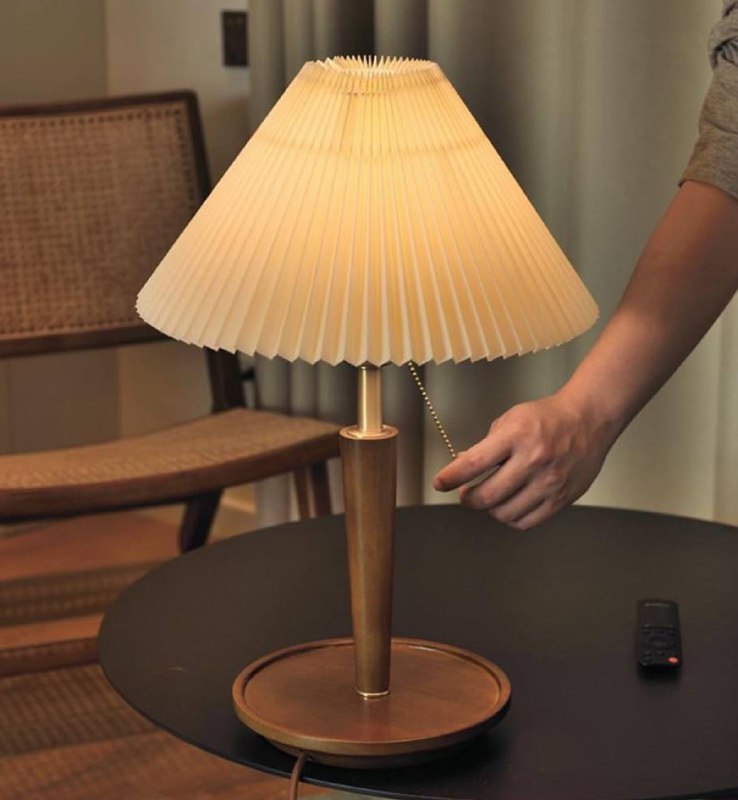 Настольные лампы в духе ZARA HOME Дерево, плетение, мягкий свет и то самое ощущение полного покоя Please open Telegram to view this post VIEW IN TE... - изображение 5 - telegram, view, настольные